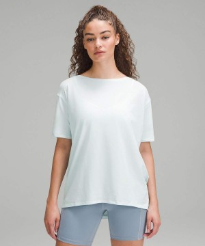 Lululemon Back in Action Korta-Sleeve T-shirt Dam Vita Sverige | HEVCUG352