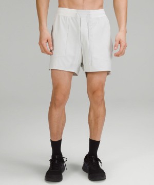 Lululemon License to Train Linerless 5" Shorts Herr Vita Sverige | WELFUP591