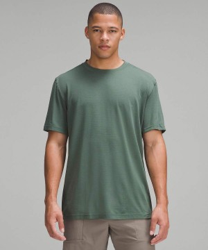 Lululemon License to Train Relaxed Korta-Sleeve T-shirt Herr Mörkgröna Sverige | FKOPMR026