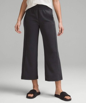 Lululemon Räfflad Softstreme Mid-Rise Breda-Leg Cropped 25" Byxor Dam Svarta Sverige | YQNZML780