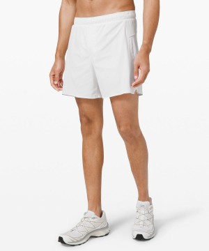 Lululemon Surge Fodrade 6" Shorts Herr Vita Sverige | NURSWT182