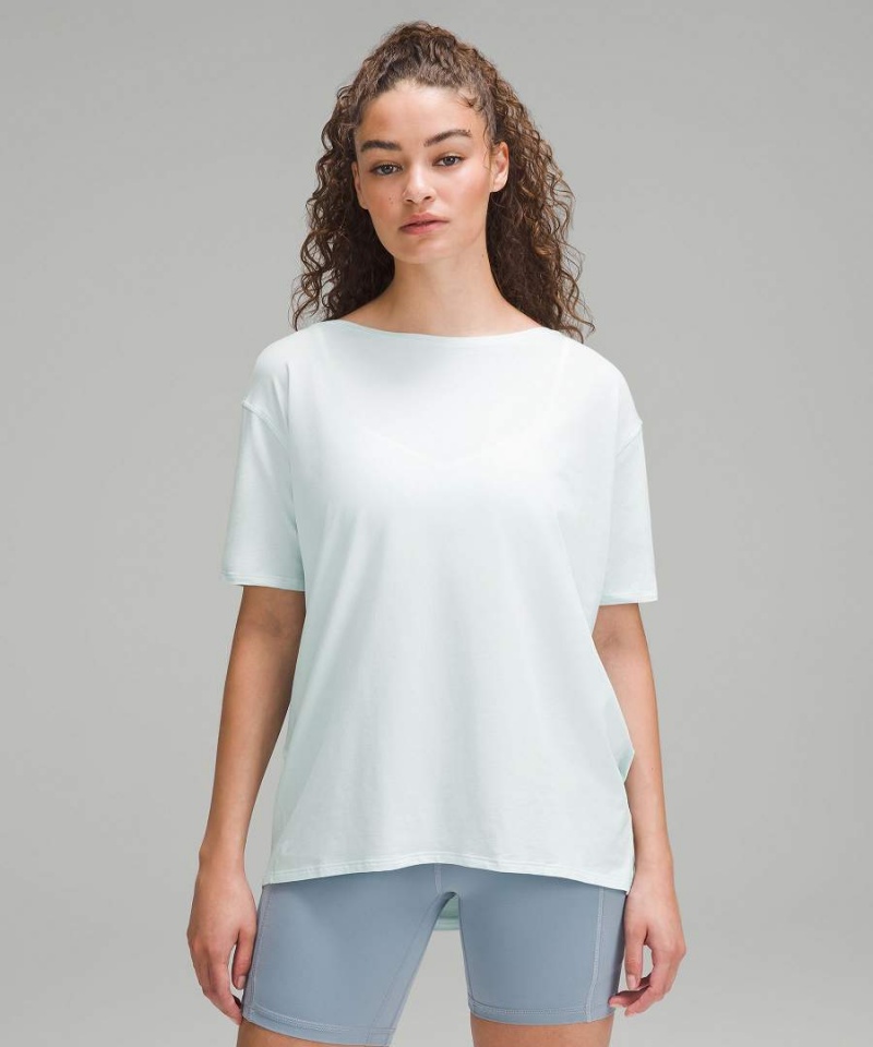 Lululemon Back in Action Korta-Sleeve T-shirt Dam Vita Sverige | HEVCUG352