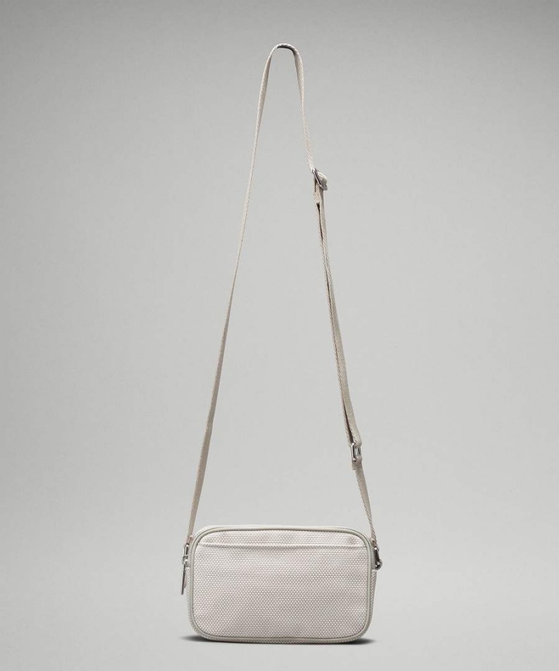 Lululemon Camera 2L Canvas Crossbody Väska Dam Beige Vita Beige Sverige | EGYXFA548