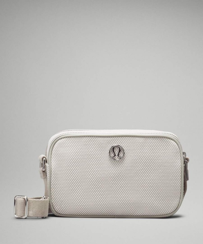 Lululemon Camera 2L Canvas Crossbody Väska Dam Beige Vita Beige Sverige | EGYXFA548