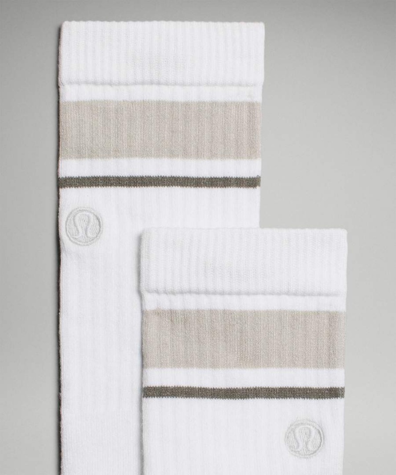 Lululemon Daily Stride Räfflad Bekvämlighet Crew 3 Pack Strumpor Herr Vita Silver Grå Olivgröna Sverige | ZROFKL876