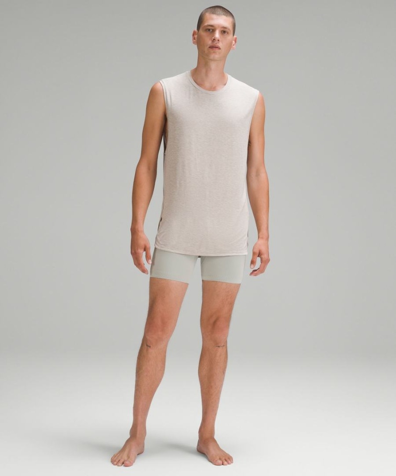 Lululemon Everlux 6