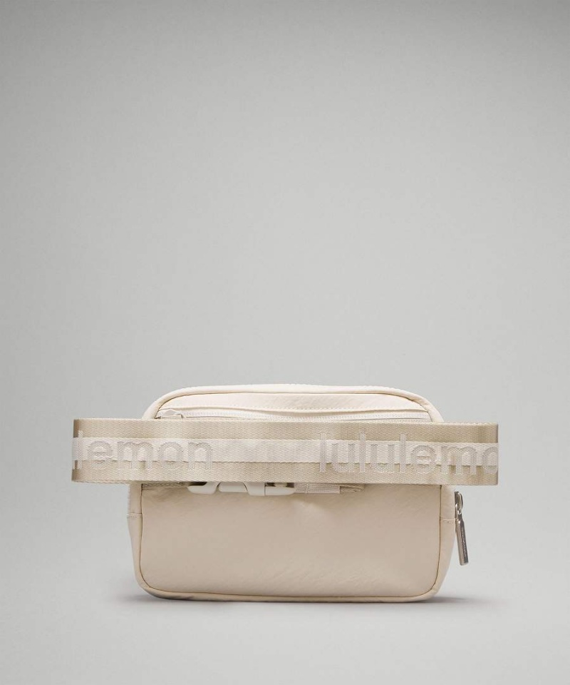 Lululemon Everywhere 1L Wordmark Bältesväska Dam Vita Beige Vita Sverige | WQYIDX390