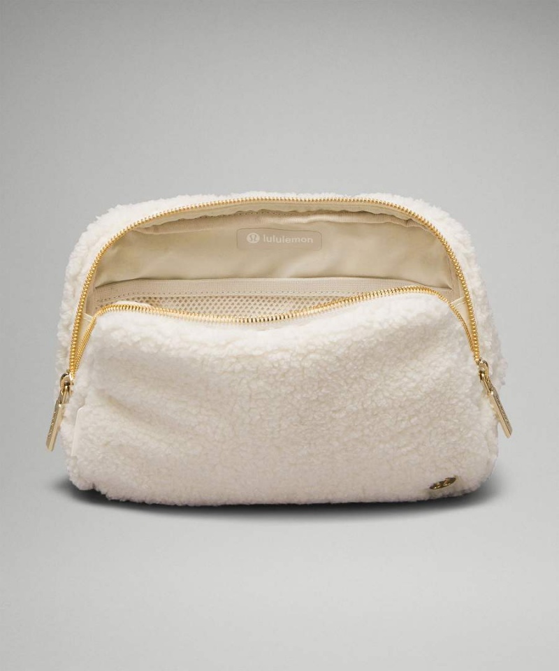 Lululemon Everywhere Large 2L Fleece Bältesväska Dam Vita Guld Sverige | PEHLQS543