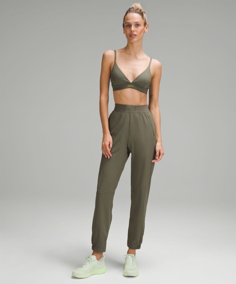 Lululemon License to Train Triangle Bra Light Support, A/B Cup Sport BH Dam Gröna Sverige | NSOVMK481