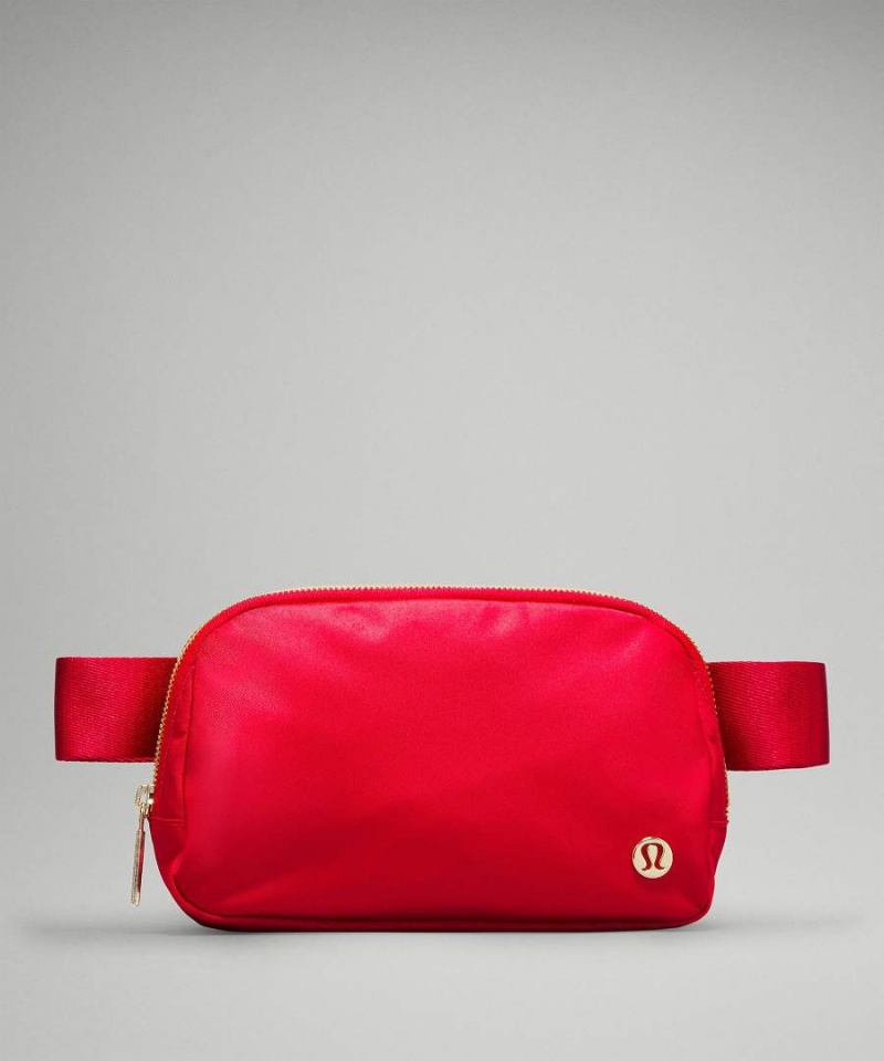 Lululemon Lunar New Year Everywhere 1L Bältesväska Dam Mörkröda Guld Sverige | DRHKPV895
