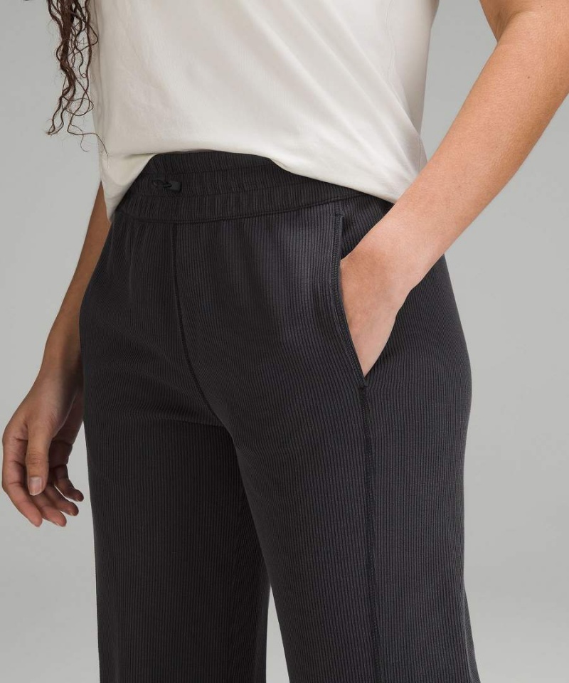 Lululemon Räfflad Softstreme Mid-Rise Breda-Leg Cropped 25