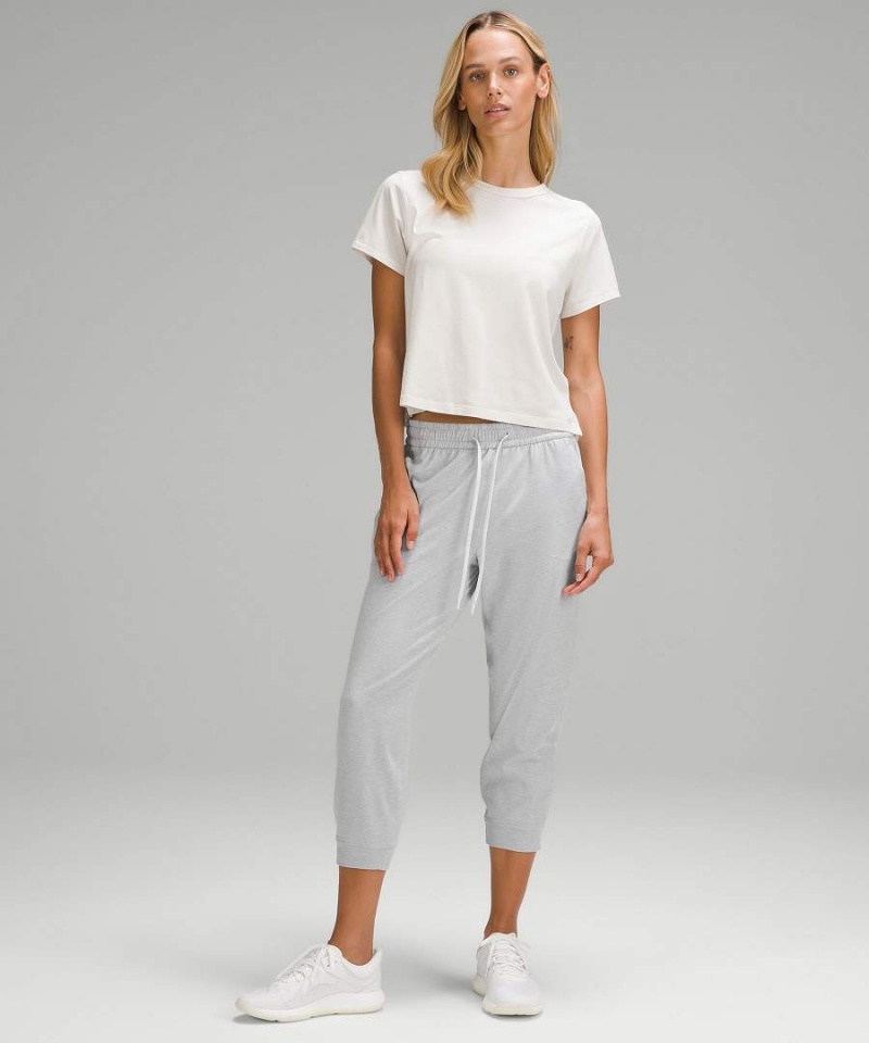 Lululemon Soft Jersey Klassiska-Fit Mid-Rise Cropped Joggingbyxor Dam Ljusgrå Sverige | HMOFPX405