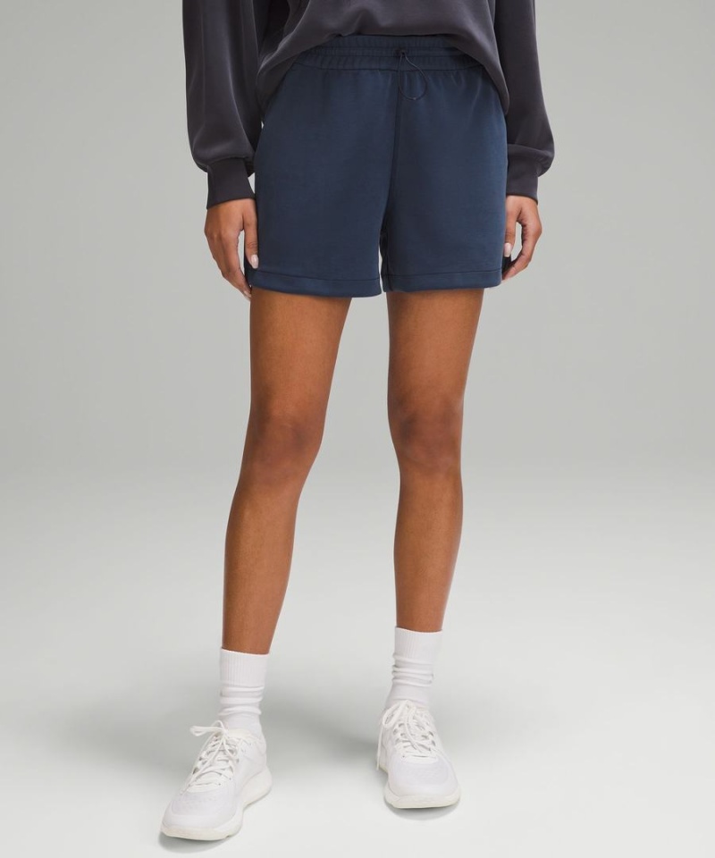 Lululemon Softstreme High-Rise 4\