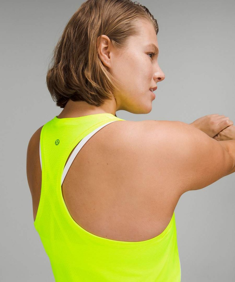 Lululemon Swiftly Tech High-Neck 2.0 Race Length Linne Dam Gula Gula Sverige | YCQTLO107