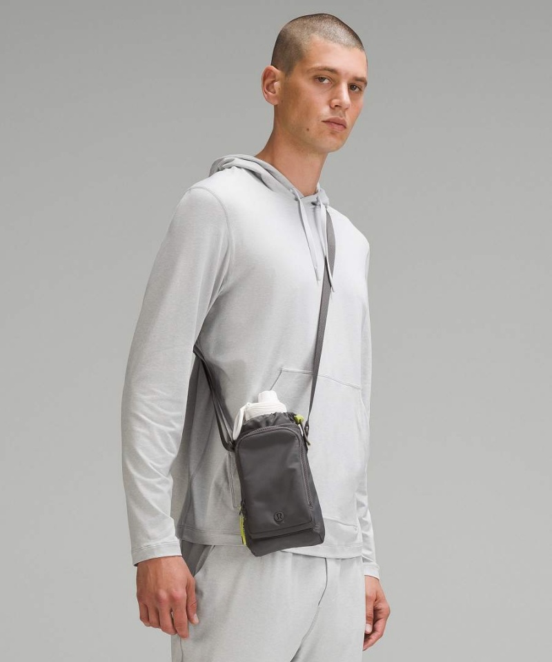 Lululemon Vatten Bottle with Front Pocket Crossbody Väska Herr Grå Ljusgröna Sverige | RGVXUF318
