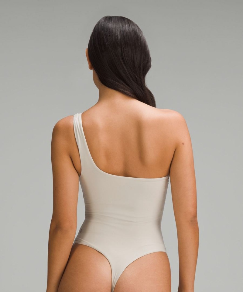 Lululemon Wundermost Ultra-Soft Nulu Asymmetrical Body Dam Bruna Sverige | WZLTBI405