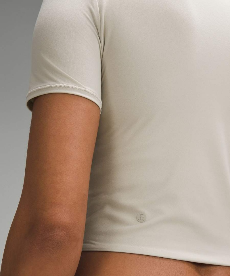 Lululemon Wundermost Ultra-Soft Nulu Crewneck Cropped T-shirt Dam Beige Sverige | MQTVIO819