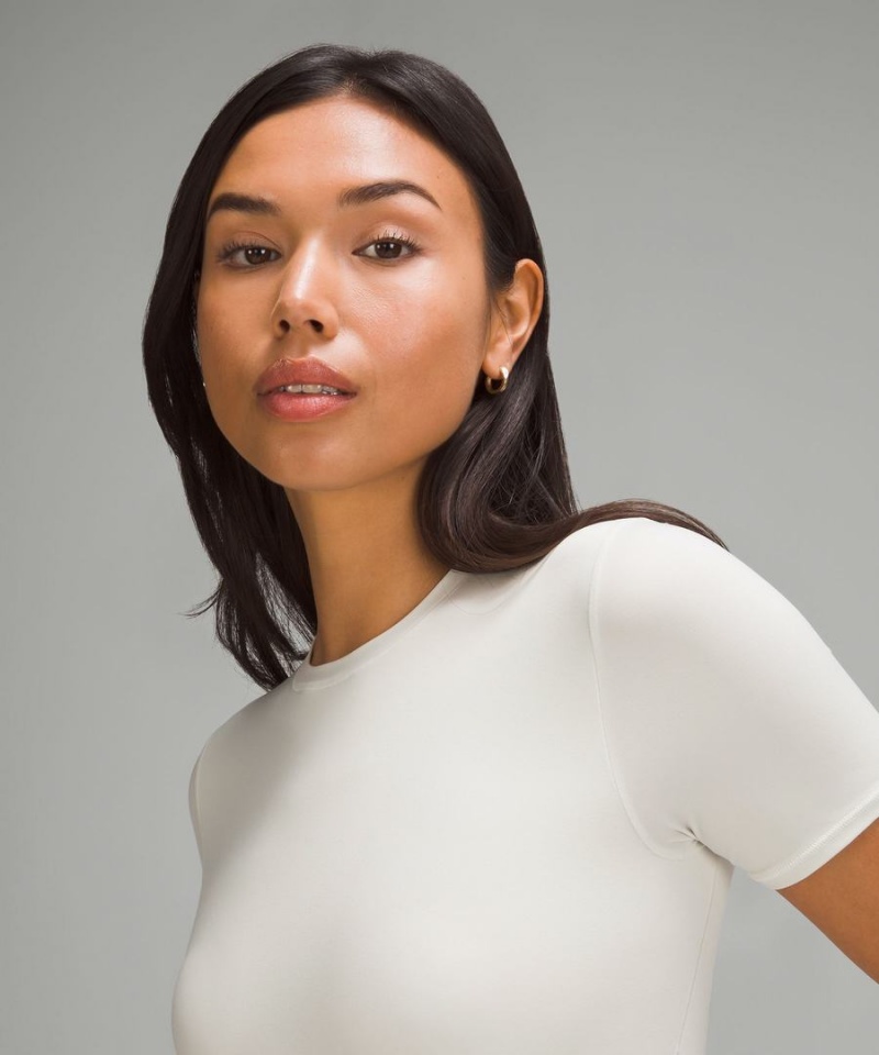 Lululemon Wundermost Ultra-Soft Nulu Korta-Sleeve Crew String Body Dam Beige Sverige | COBMUQ628