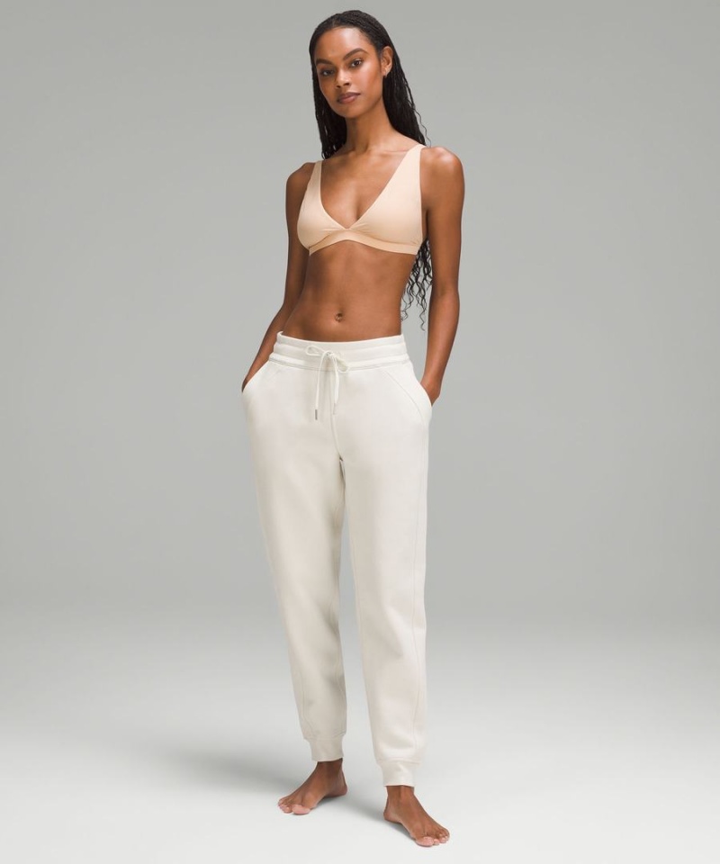 Lululemon Wundermost Ultra-Soft Nulu Triangle Bralette A–D Cups Sport BH Dam Beige Sverige | QTVUXA542